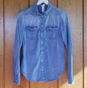 GUC H&M Chambray Snap-buttondown shirt, sz 0